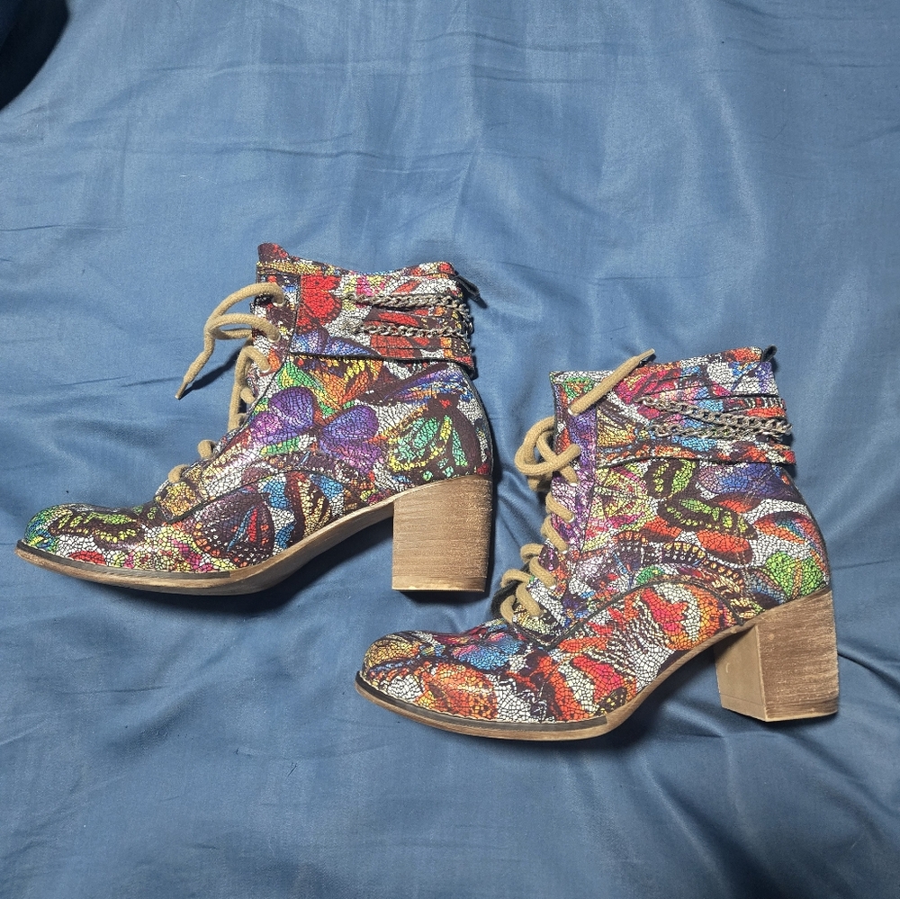 Booties - Picture 3 of 7